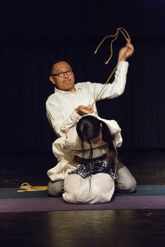 Akira Naka in Los Angeles Kinbaku Today 9