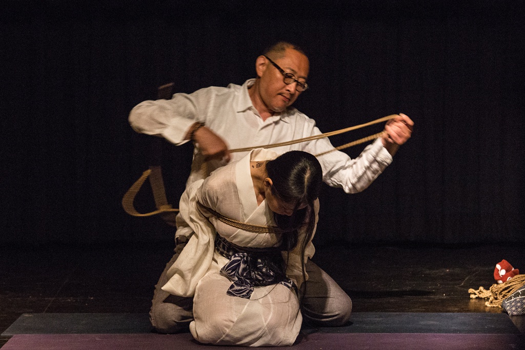 Akira Naka in Los Angeles Kinbaku Today 11