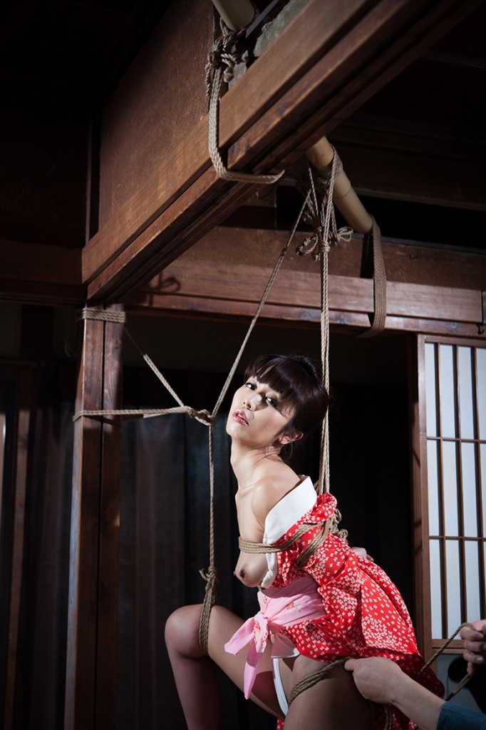 Kinbaku Today Gallery: Erisa Sato